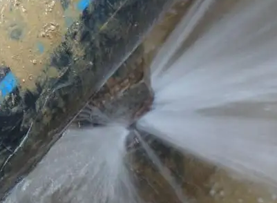 鄂托克前卫生间测漏水施工步骤